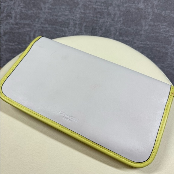 Coach Legacy Two Tone Clutch Wallet Purse - Picture 3 of 6